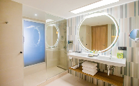 Riu  Palace  Antillas Juinior Suite Oceanfront Bathroom