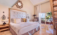 Palace Junior Suite Beachside Panoramic Ocean View