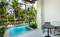 Lopesan Costa Bavaro Adults Only Junior Suite Swim Up Queen