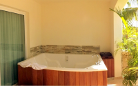 Honeymoon Junior Suite Outdoor Jacuzzi