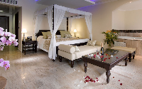 TRS Turquesa Hotel Romance Suite Poolside