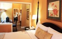 The Courtleigh Hotel & Suites Kingston - Penthouse One Bedroom Suite