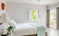 Sans Souci Deluxe Beachfront Suite