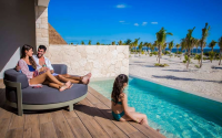 Majestic Junior Suite swipUp piscina majestic resorts 