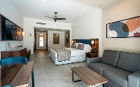 kukulkan Junior Suite Courtyard adapted
