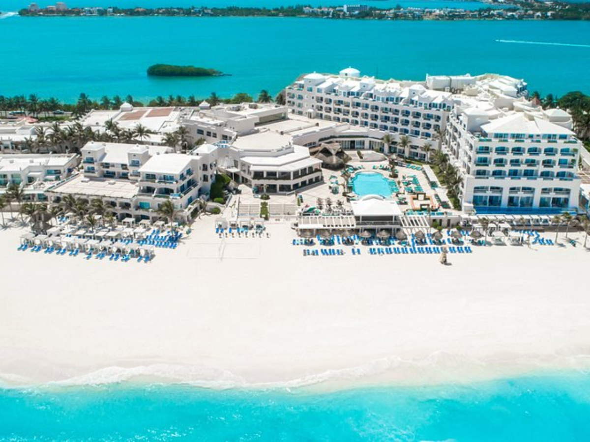 sunscape cancun resort exterior 2