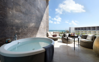 TRS CORAL LOFT SUITE Terrace