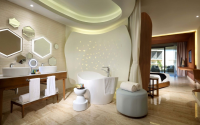 TRS CORAL HOTEL JUNIOR SUITE BATHROOM 