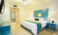 Secrets Aura Preferred Club Junior Suite Swim Up Beach Front
