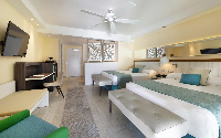 privileged family deluxe room 1