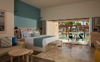 Dreams Aventuras Preferred Club Family Swim Out