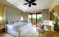 Grand Palladium White Sands Suite Beachside