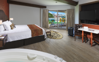 Hard Rock Riviera Maya Deluxe Gold Pure 