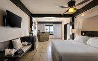 Honeymoon Suite Bedroom