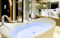 TRS Yucatan hotel junior suite poolside bath